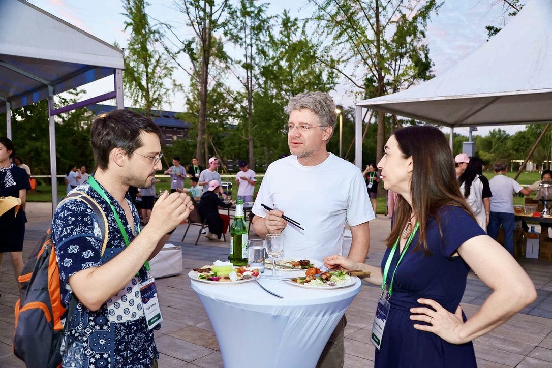 0CF4ABFE-320D-4B6B-B356-4185F627DE9C_1_105_c